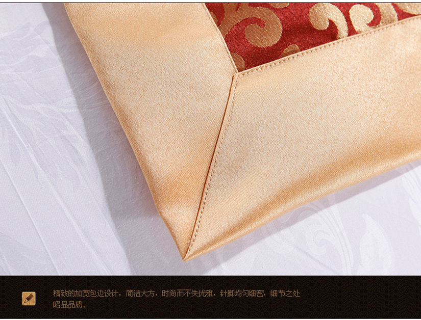 加寬包邊設(shè)計(jì)，簡(jiǎn)潔大方，時(shí)尚而不失優(yōu)雅，細(xì)節(jié)之處彰顯品質(zhì)。
