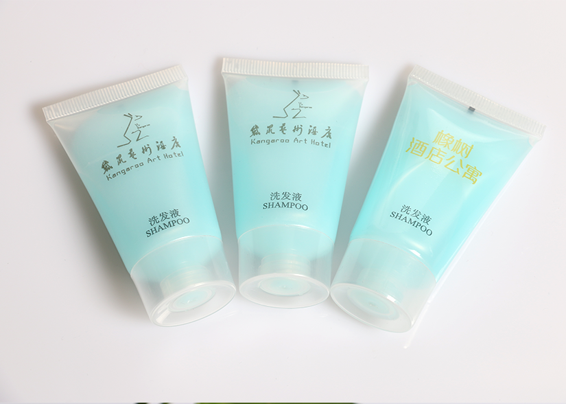 比一般手機都小