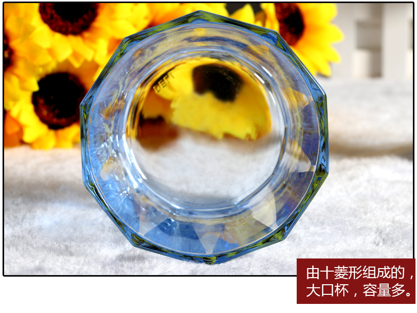 細節(jié)，容量大，簡約時尚