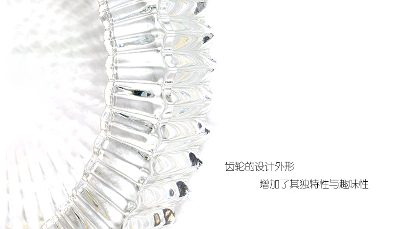 透光性好，表面光潔，做工細(xì)膩